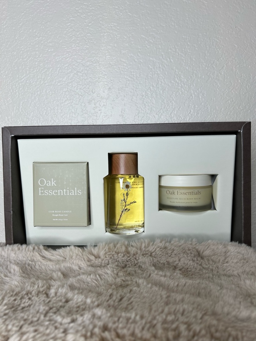 Oak Essentials Gift Set - Yellow Oil, Cream and Candle. 🕯️